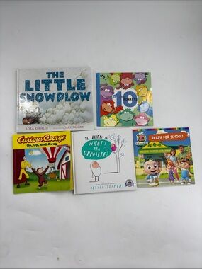 Scholastic Colorful Kids Board Book Set - Blue, Green, Yellow, Red